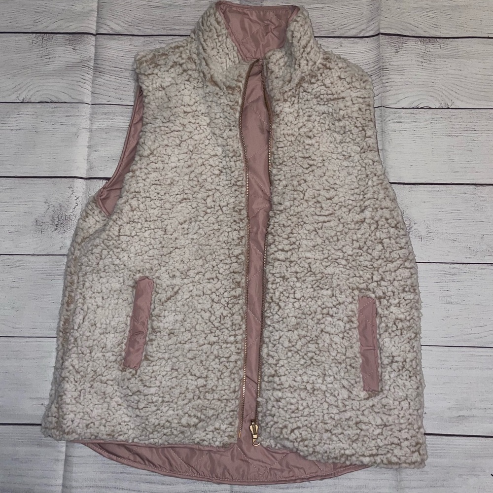 Women's Thread & Supply Reversible Sherpa Park City Vest